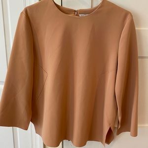 Woman top